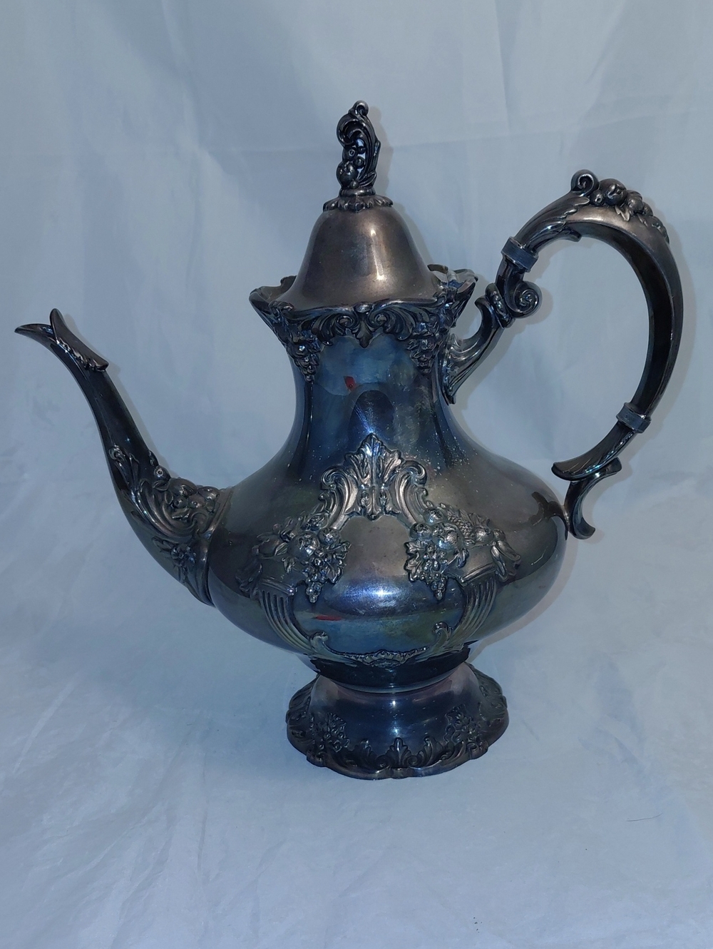 Reed & Barton King Francis Silver Plate 1651 Teapot